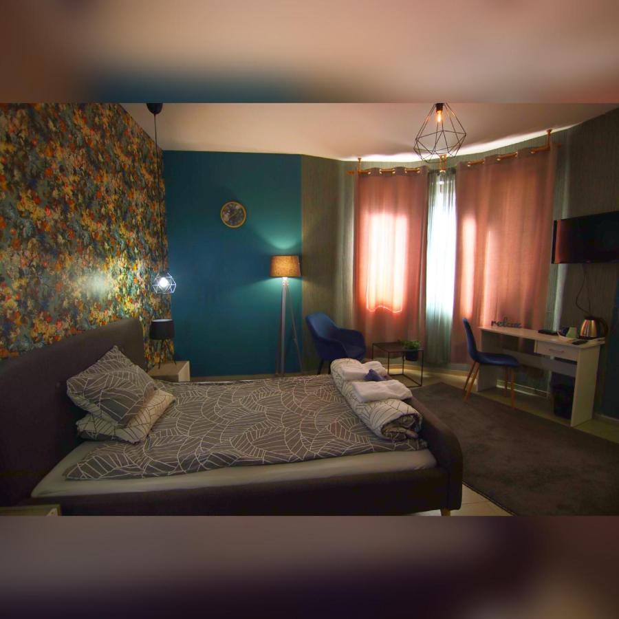 Nice Place Guest House Oborishte ソフィア エクステリア 写真
